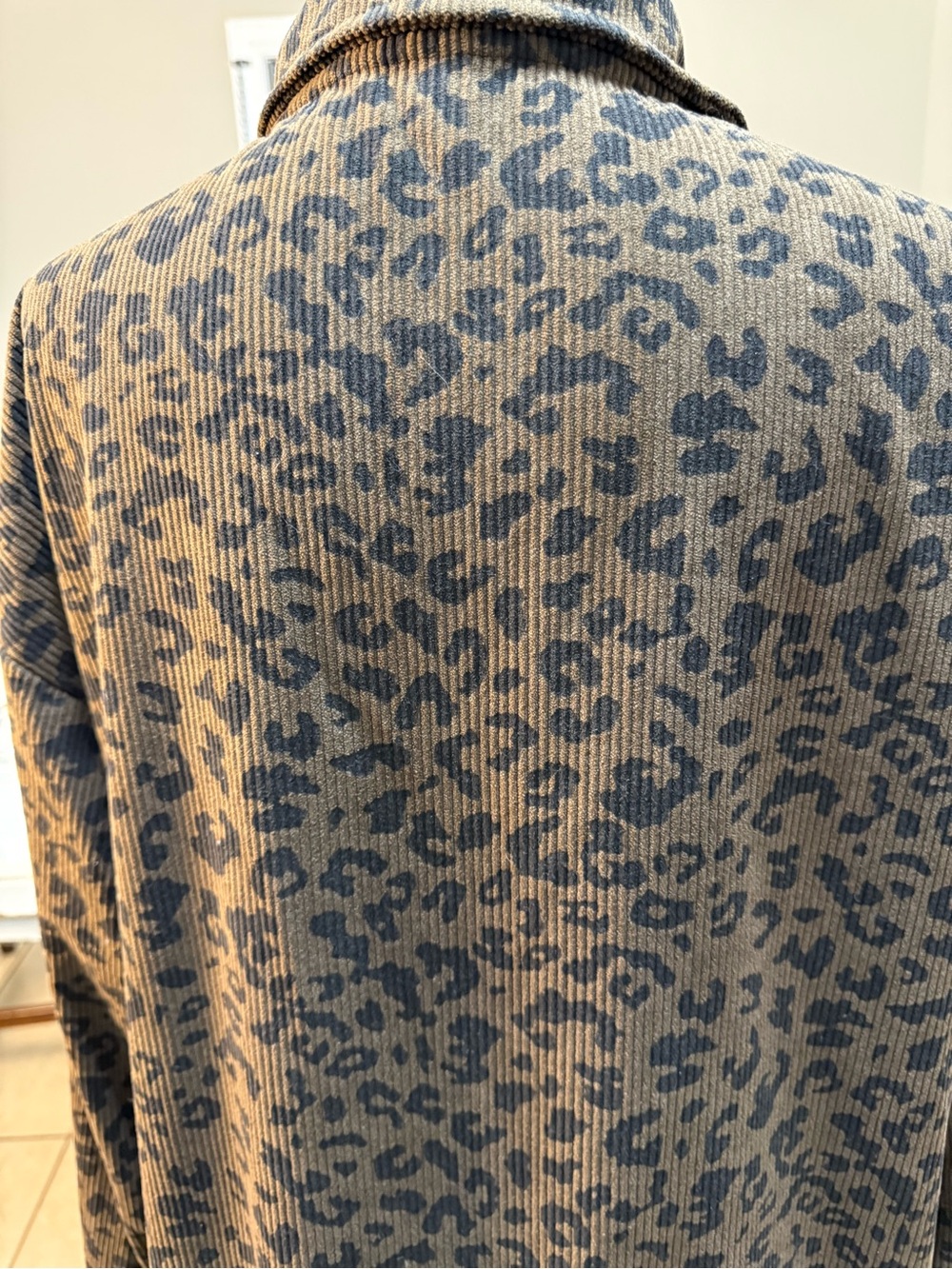 Boho oversized Leopard Print Quarter-Zip Pullover Size Large - Picture 8 of 15